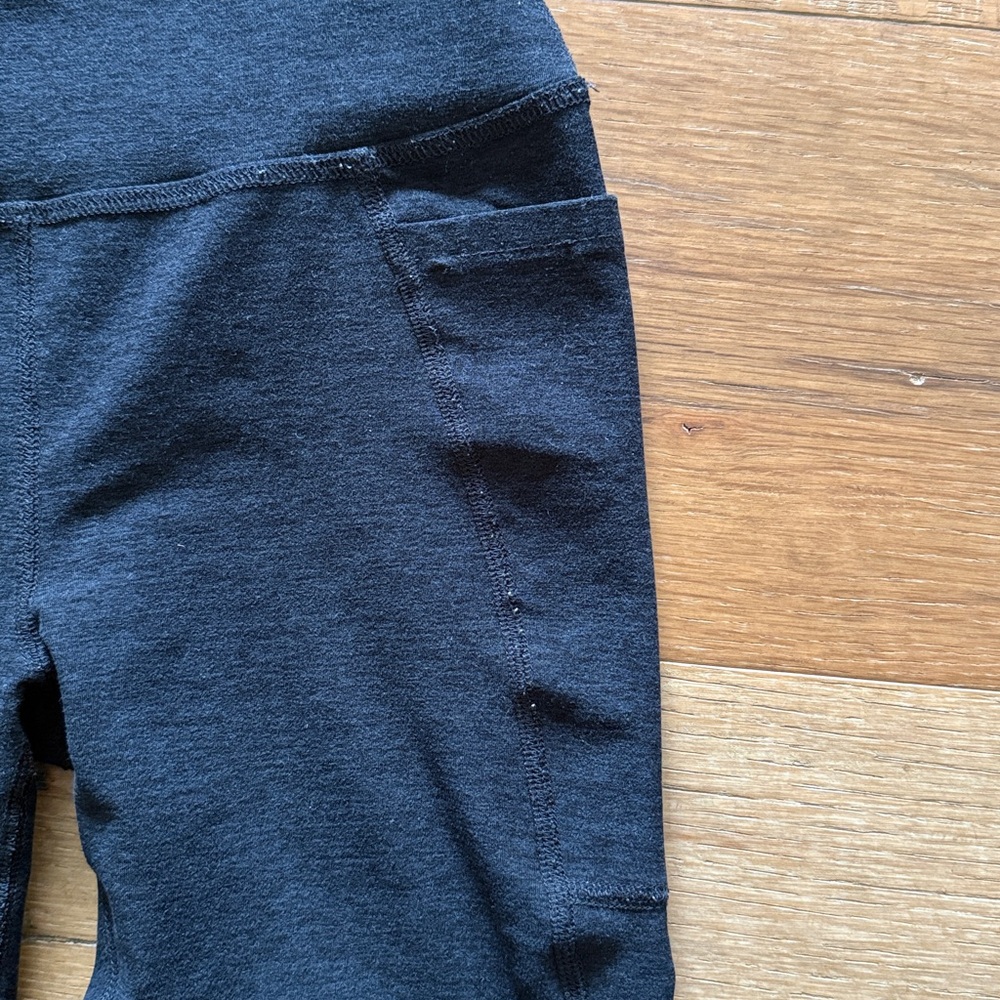 beyond yoga pocket midi legging - Picture 3 of 5